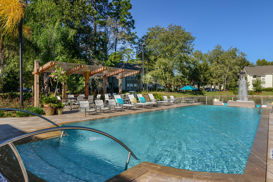 Apartment swimming pool company Jacksonville FL